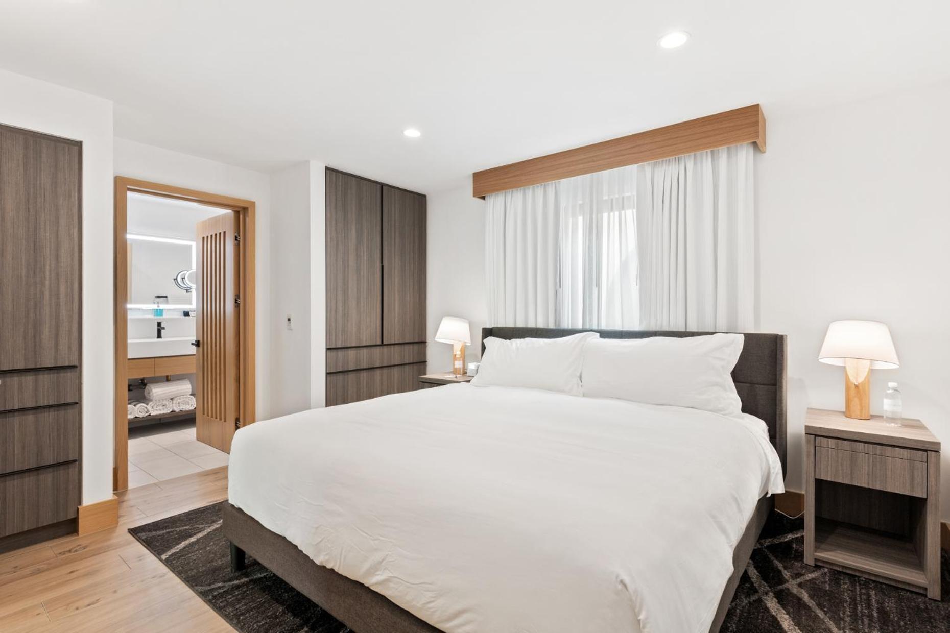 Malibu Sand Carbon Beach Suites Екстер'єр фото