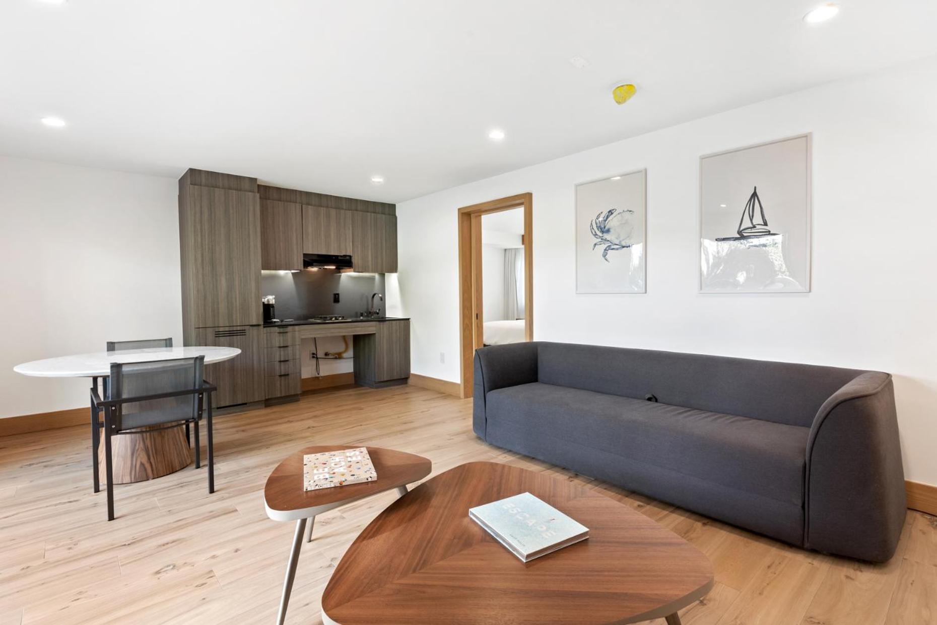 Malibu Sand Carbon Beach Suites Екстер'єр фото