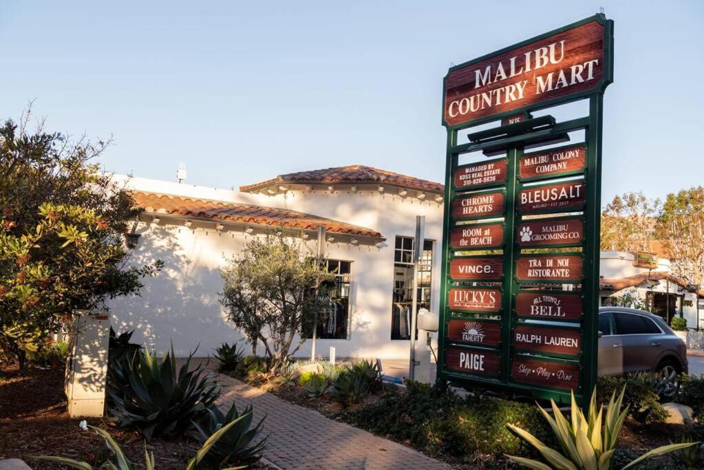 Malibu Sand Carbon Beach Suites Екстер'єр фото